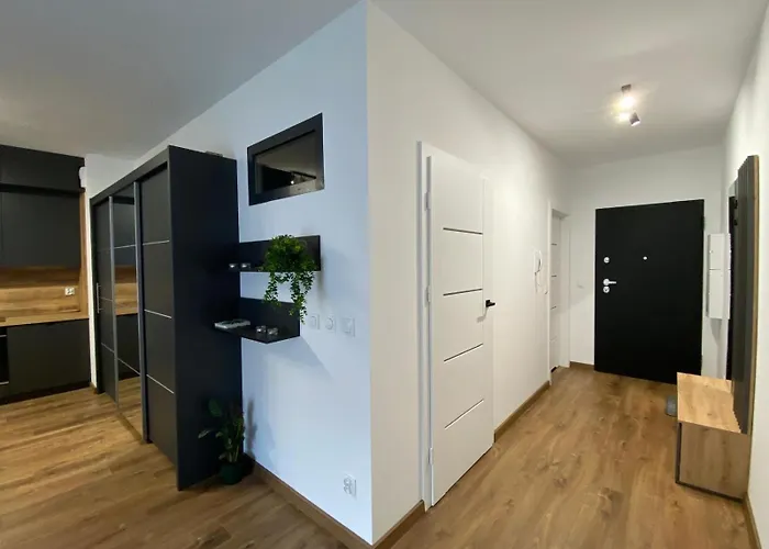 Apartman Em *